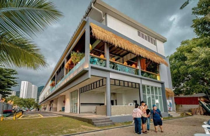 Sri Sayang Pearl View Lägenhet Batu Feringgi Exteriör bild
