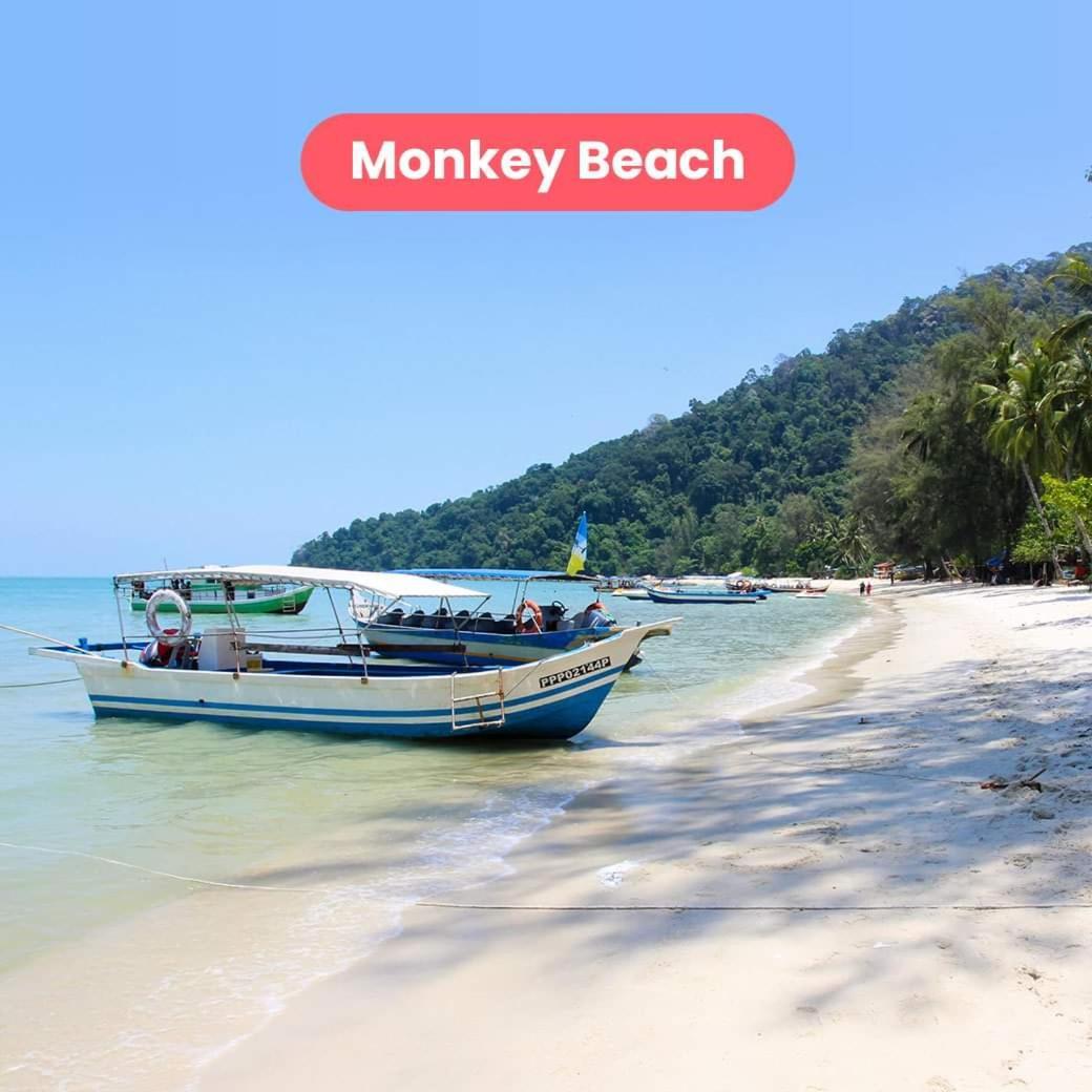 Sri Sayang Pearl View Lägenhet Batu Feringgi Exteriör bild